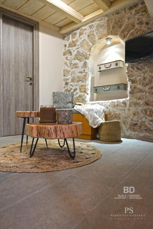 Pyrgos Houses And Restaurant Avgonima Luaran gambar