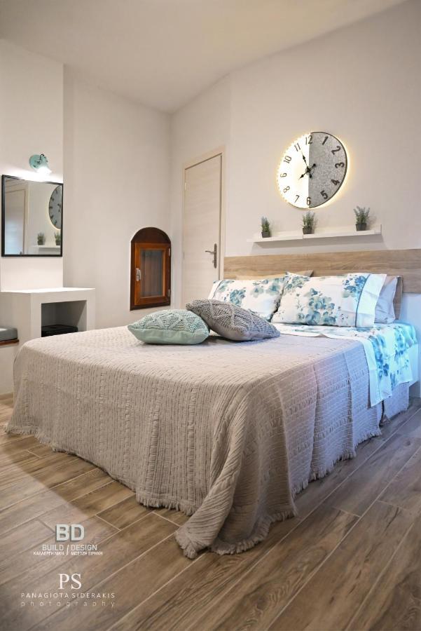 Pyrgos Houses And Restaurant Avgonima Luaran gambar