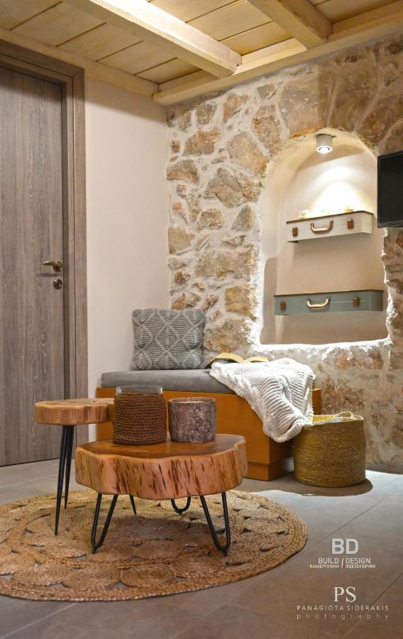 Pyrgos Houses And Restaurant Avgonima Luaran gambar