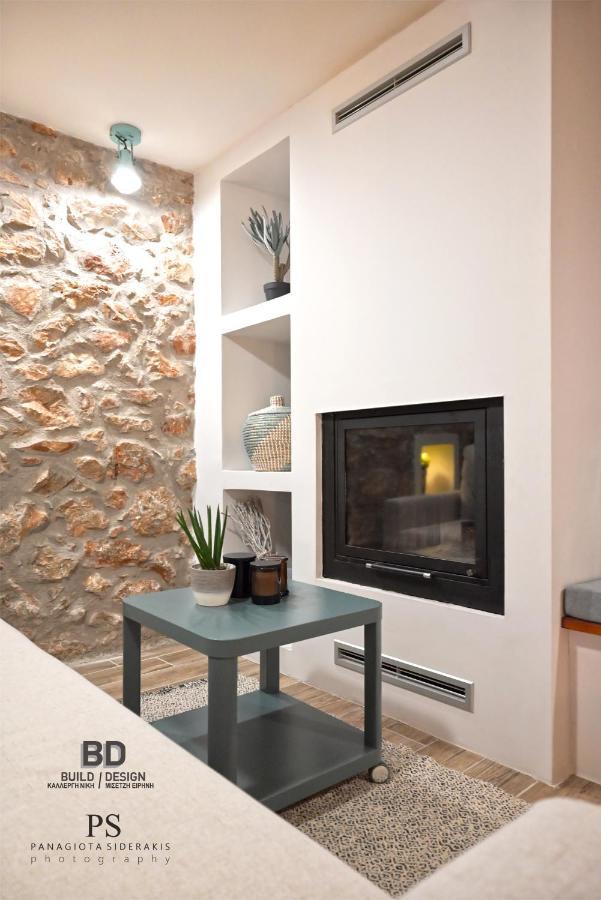 Pyrgos Houses And Restaurant Avgonima Luaran gambar