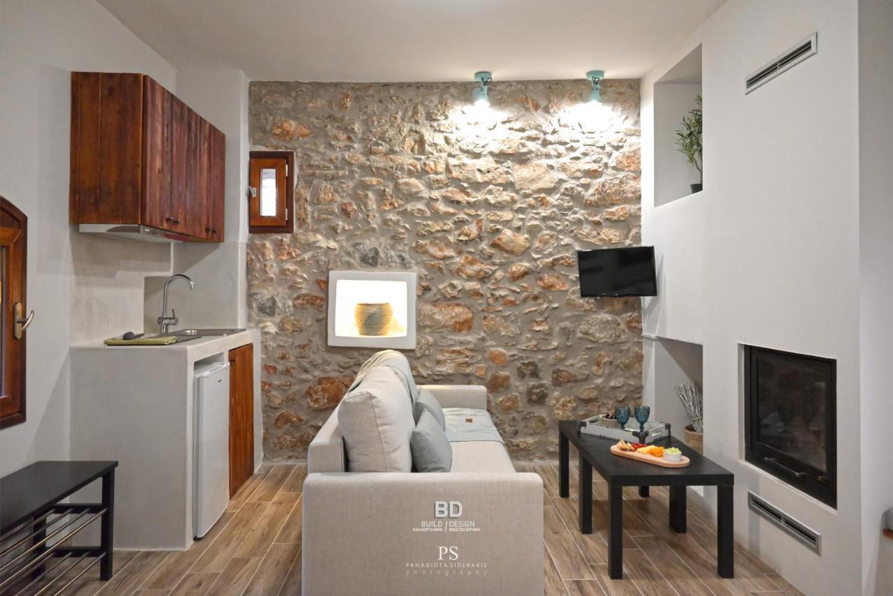Pyrgos Houses And Restaurant Avgonima Luaran gambar